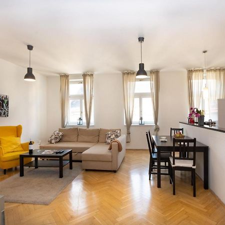 Ambiente Serviced Apartments - Tallerova Bratislava Exterior photo