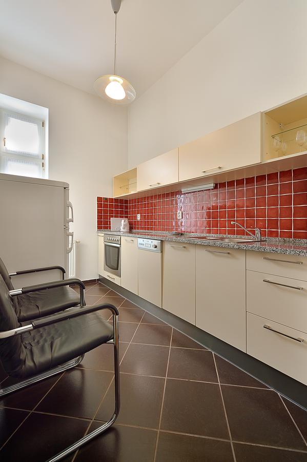 Ambiente Serviced Apartments - Tallerova Bratislava Exterior photo