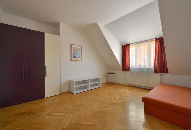 Ambiente Serviced Apartments - Tallerova Bratislava Exterior photo