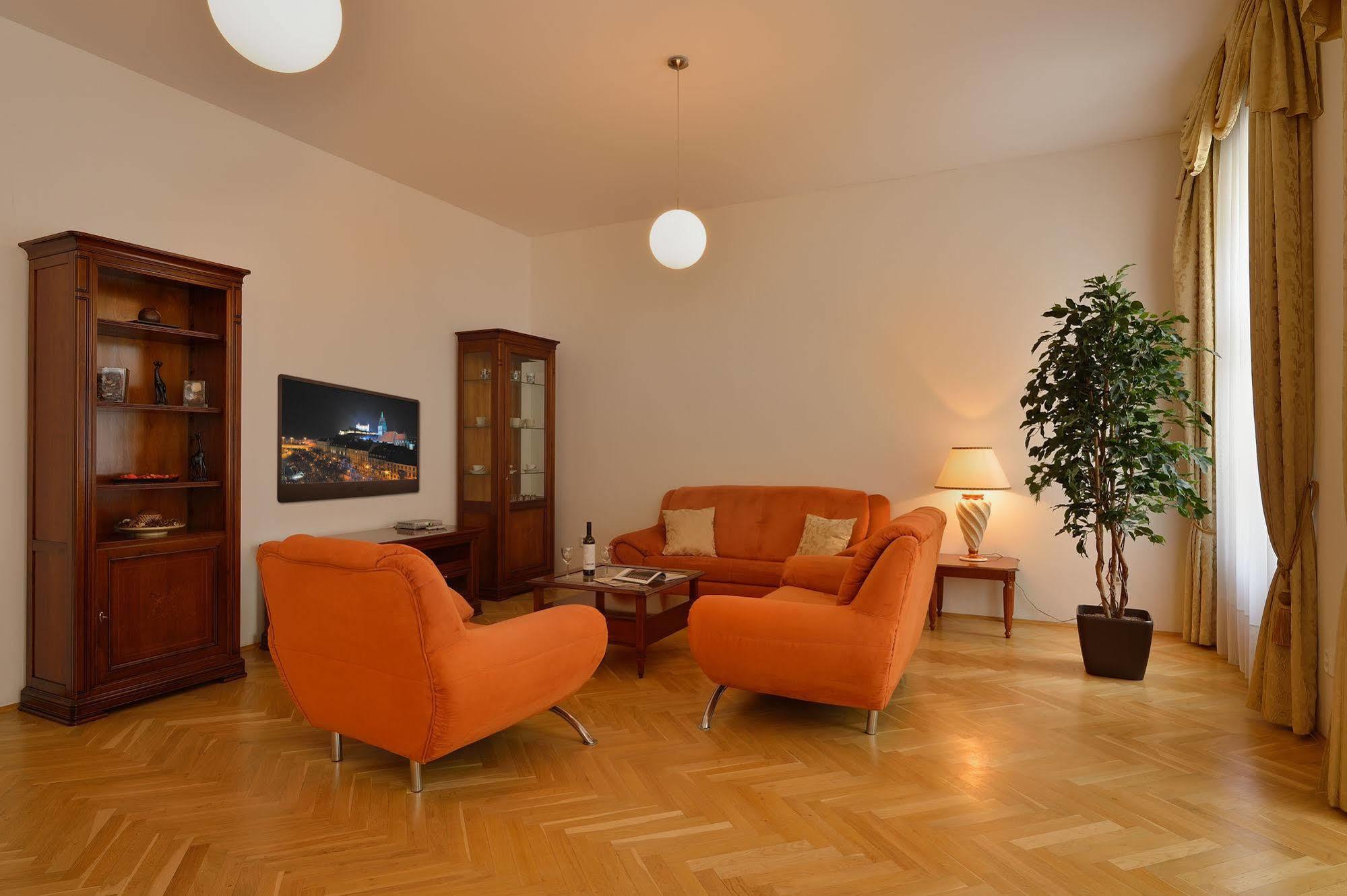 Ambiente Serviced Apartments - Tallerova Bratislava Exterior photo