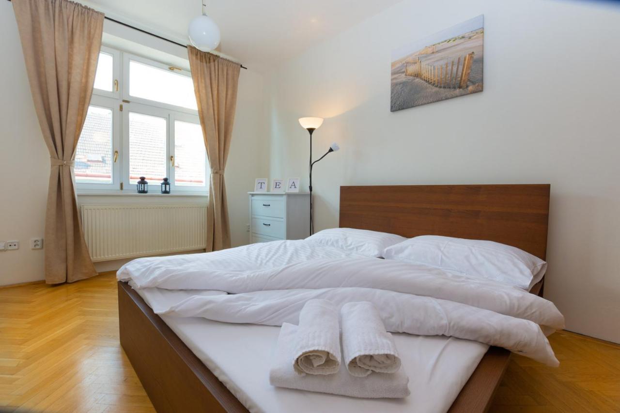 Ambiente Serviced Apartments - Tallerova Bratislava Exterior photo